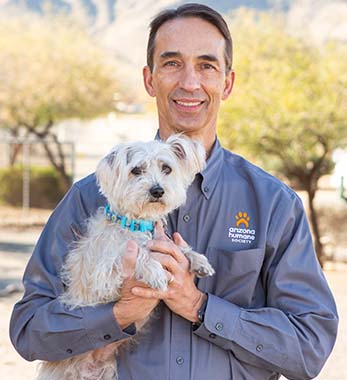 Dr. Steven Hansen with small dog